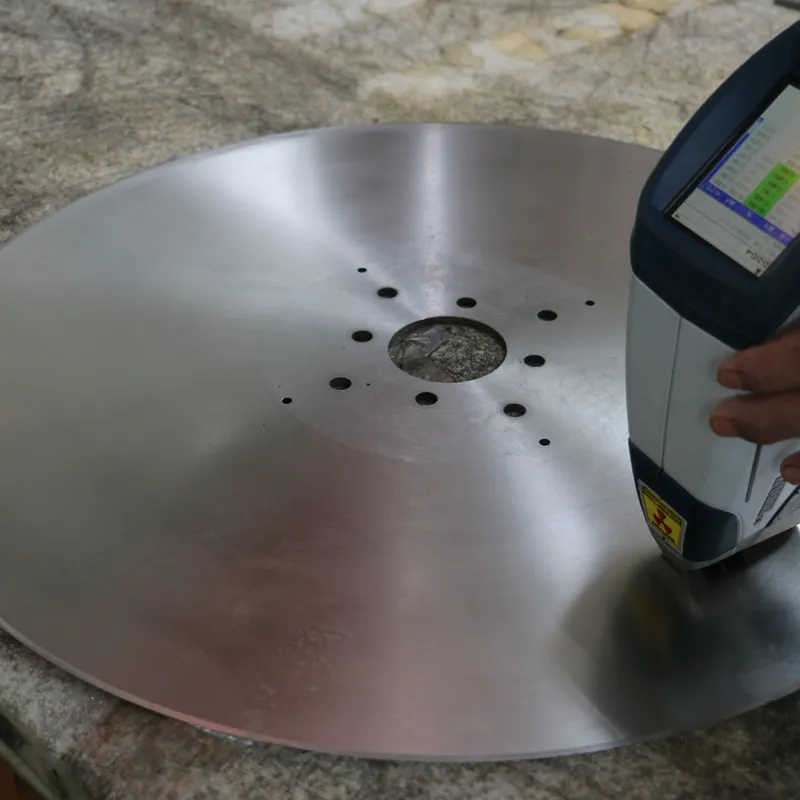 OEM / ODM Forma d' arco serrato Flesso stampa e slot cartone ondulato macchina lama taglio cartone 3